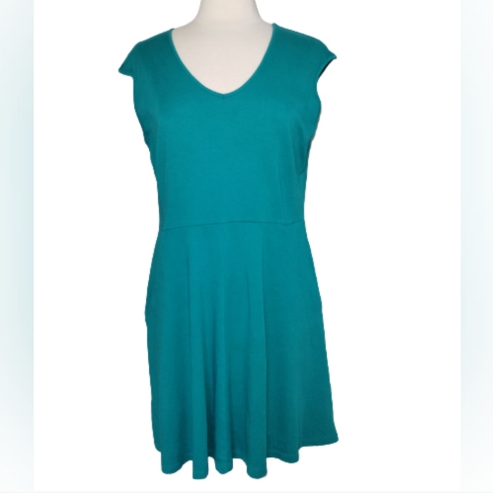 New York & Company Dress Pockets Sleeveless V-neck T-Shirt Pockets Teal